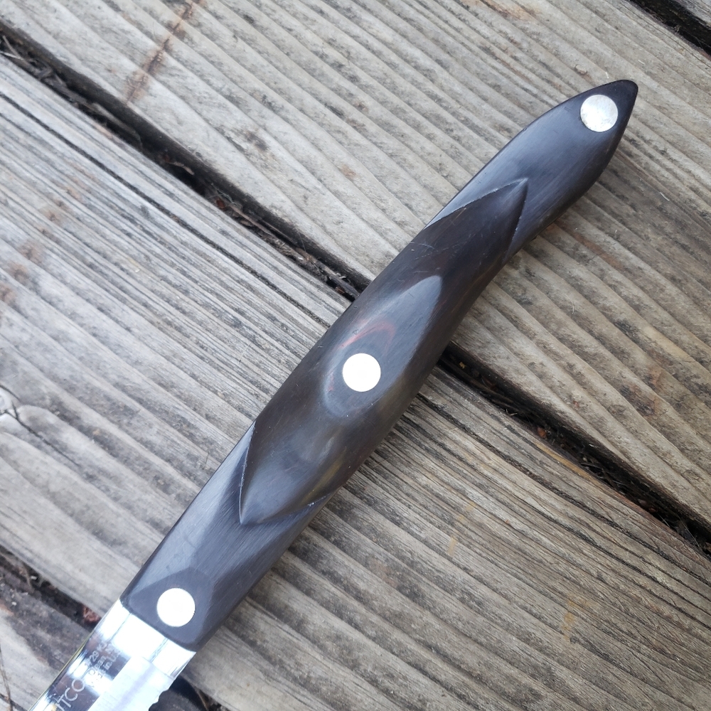CUTCO 6-3/4" Petite Carver - Dark Brown Classic Handle- # 1729 - Picture 2 of 13